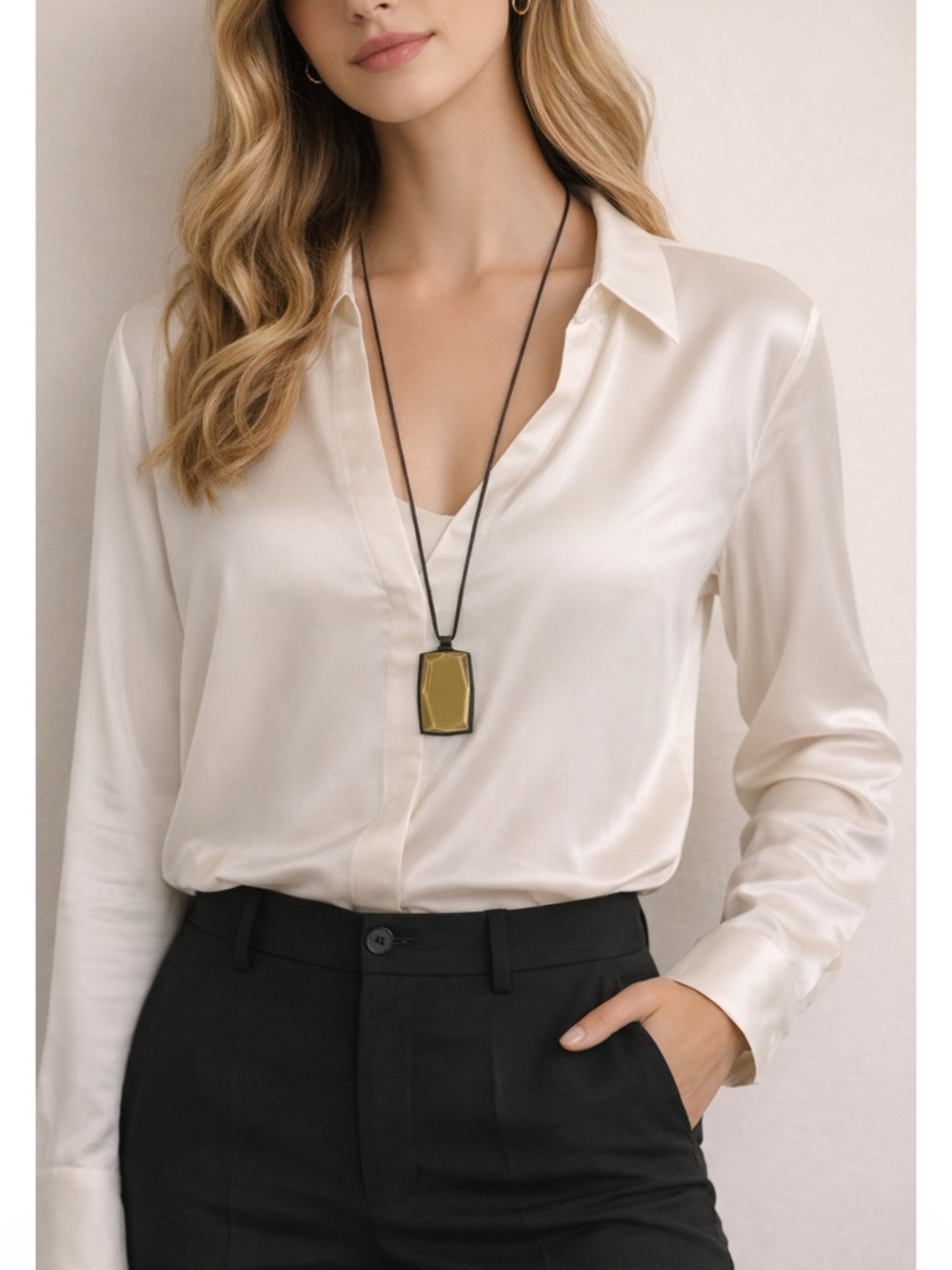 NWT Lafayette 148 Resin Statement Necklace Black Chain Adjustable Quiet Luxury